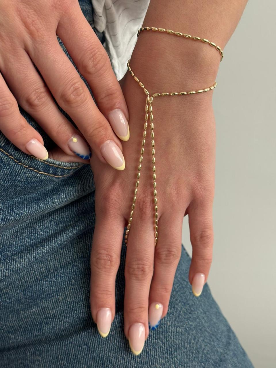Raya Hand Chain