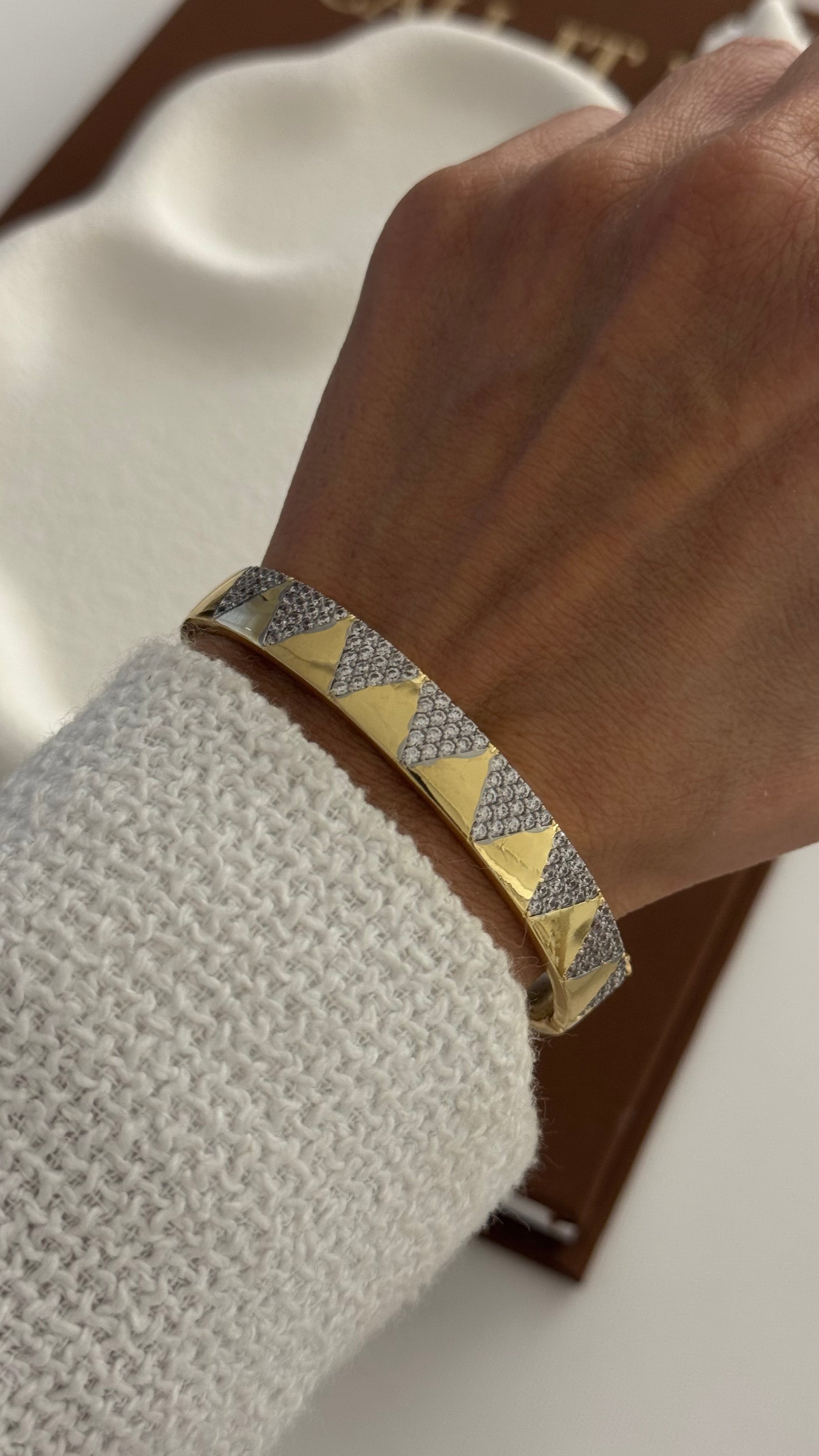Yura Bracelet