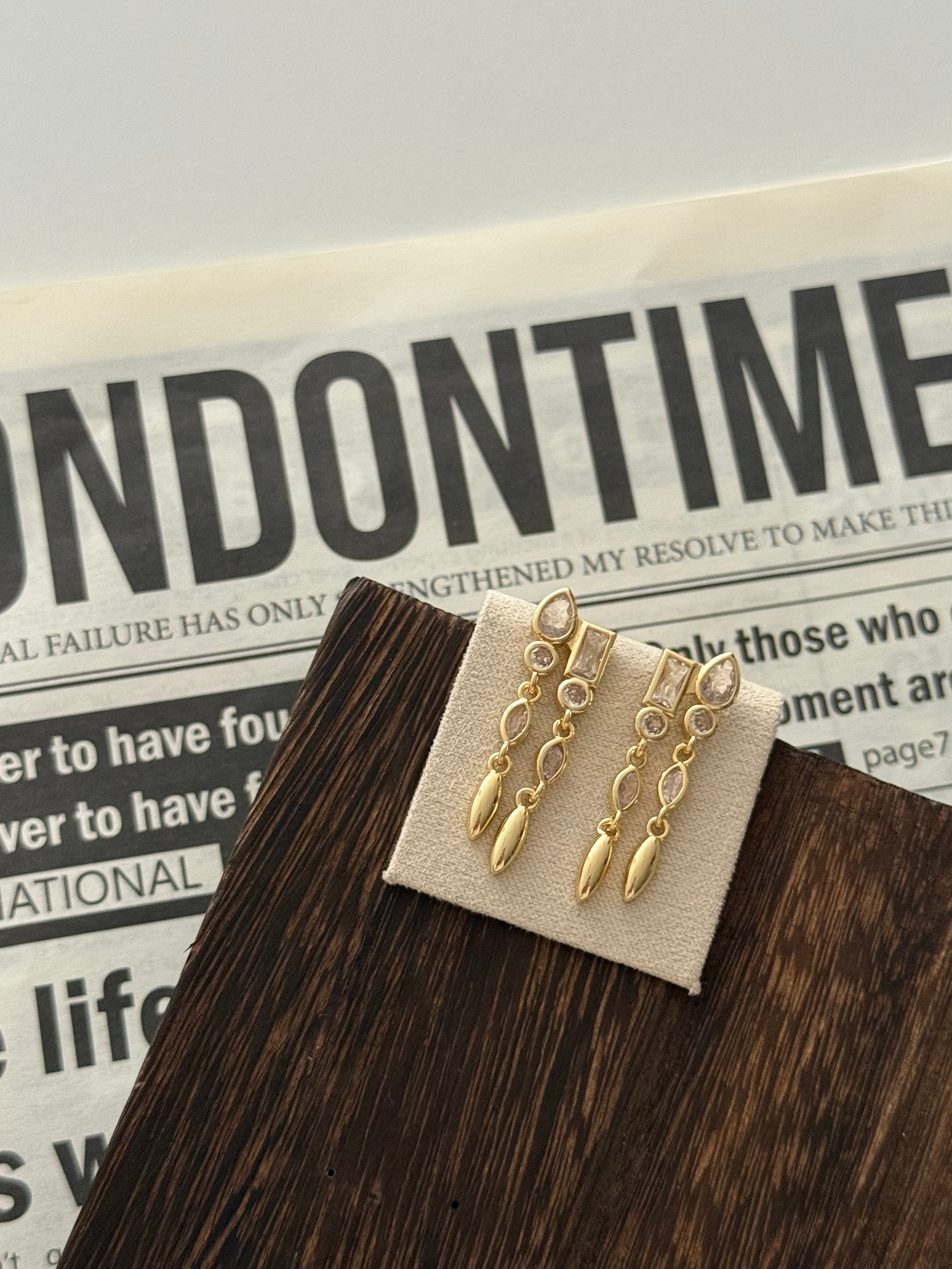 Falling Charms Earrings