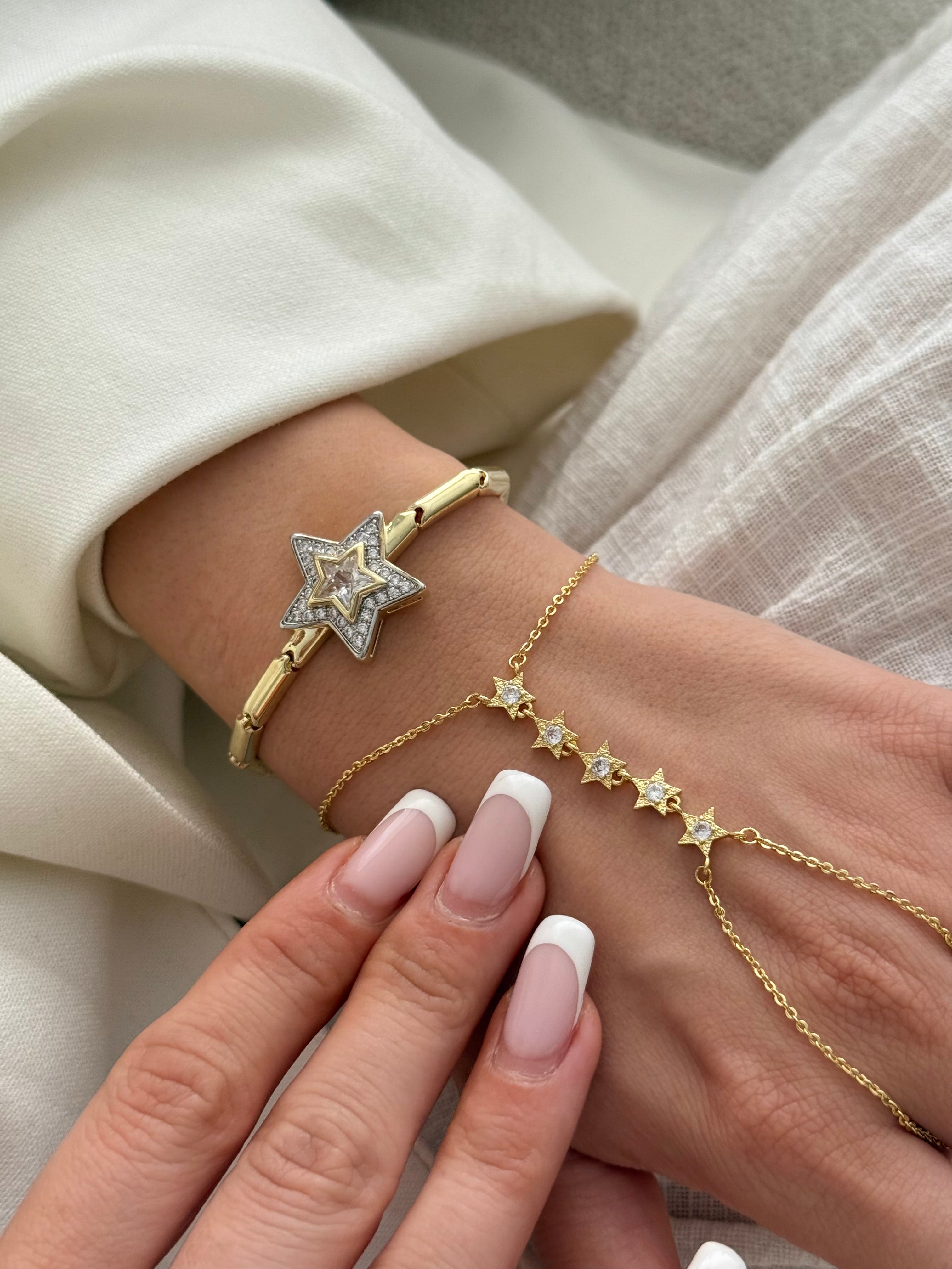 Stellar Hand Chain