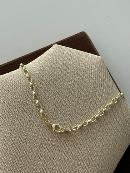 Linked Necklace