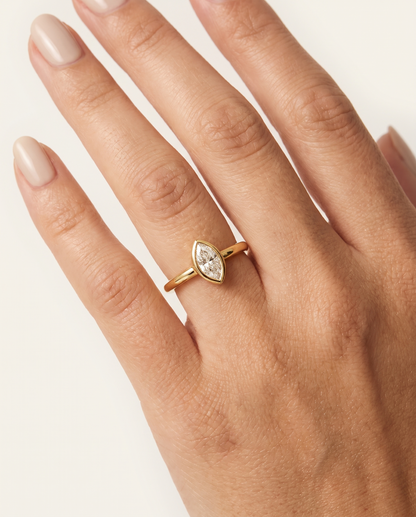 Inès Ring worn on hand